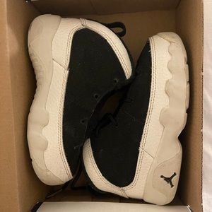 Jordan 9 Retro BT. Toddler 8c. Black/White